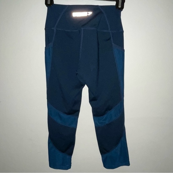 Gymshark Cropped Leggings Blue Women’s Size Extra Small - Picture 4 of 11